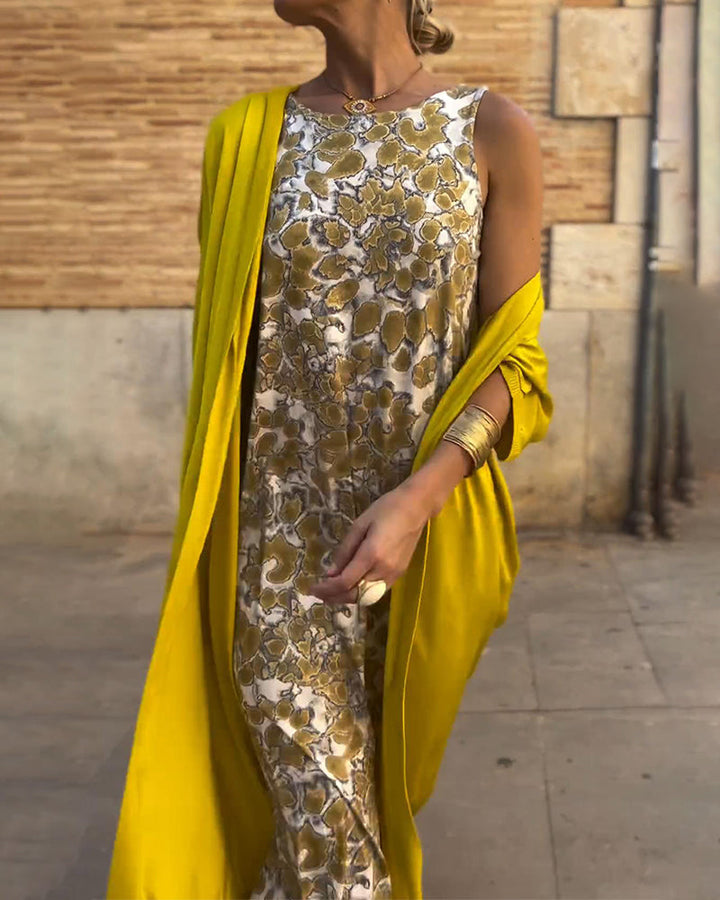 ALYSIA™ | Breezy Two-Piece Holiday Set