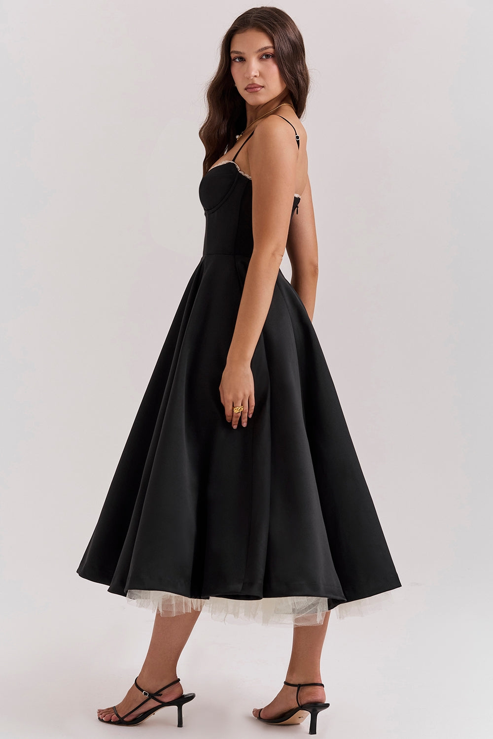 Veda™ | Chic Tulle Dress